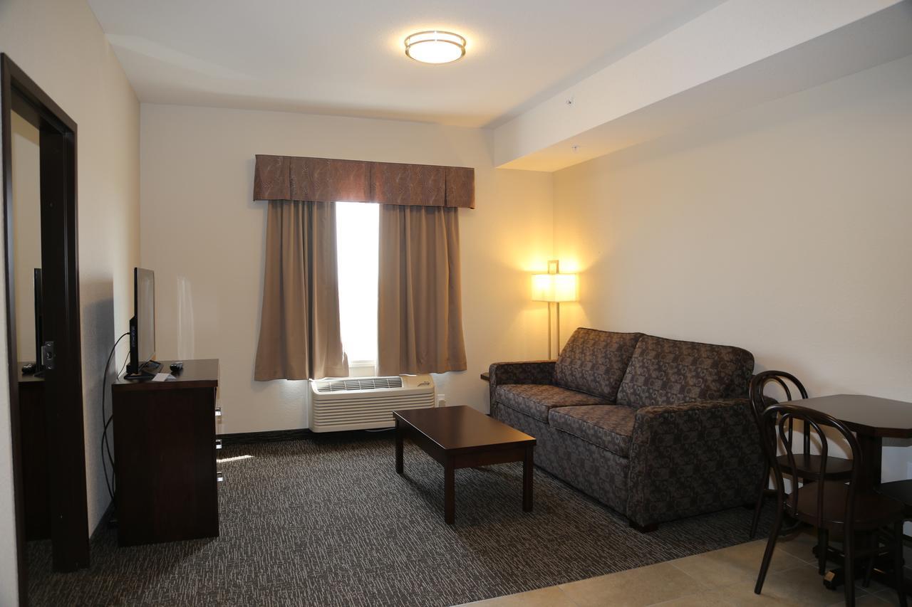 Prairie Moon Inn & Suites Macklin Eksteriør bilde